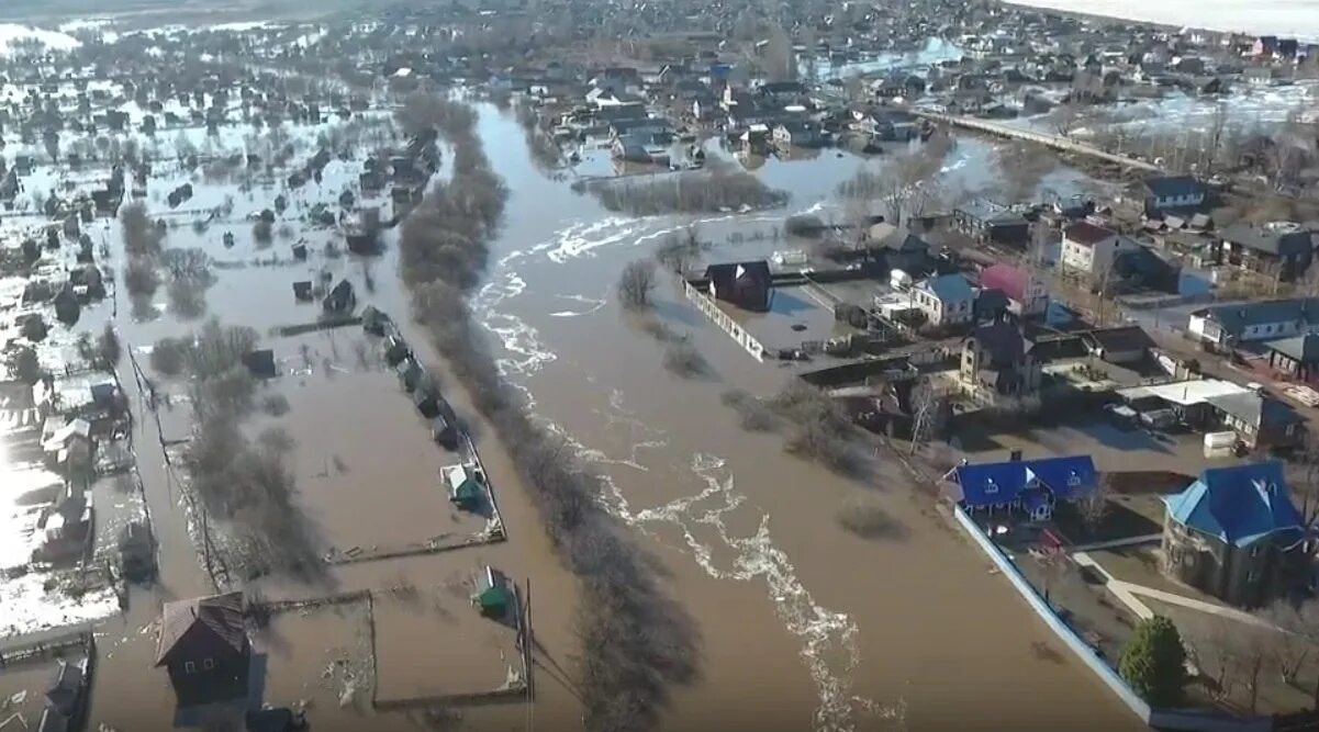 Пермь паводок 2024. Затопление Пермский край. Половодье в Пермском крае. Паводок в Пермском крае. Наводнение поселок Тюлькино 2020.