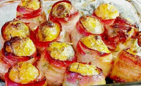 Картофель с беконом с соусом