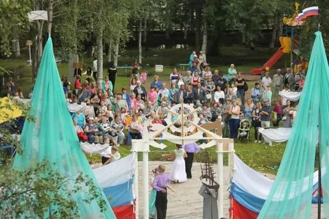 Соломенный бал год