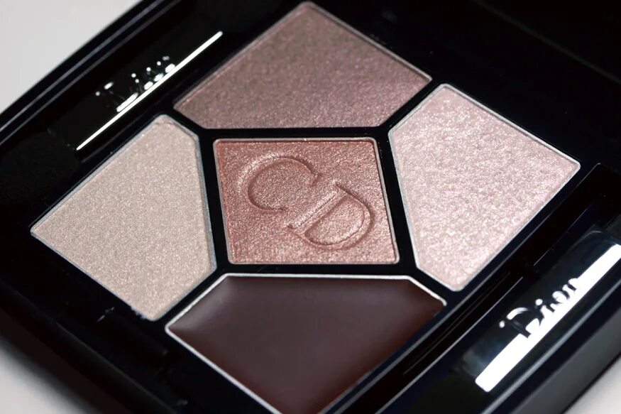 Limoni палетка теней. тени make up atelier t03s. хойо тени 05. тени make-up atelier t13. Maybelline color tattoo свотчи.