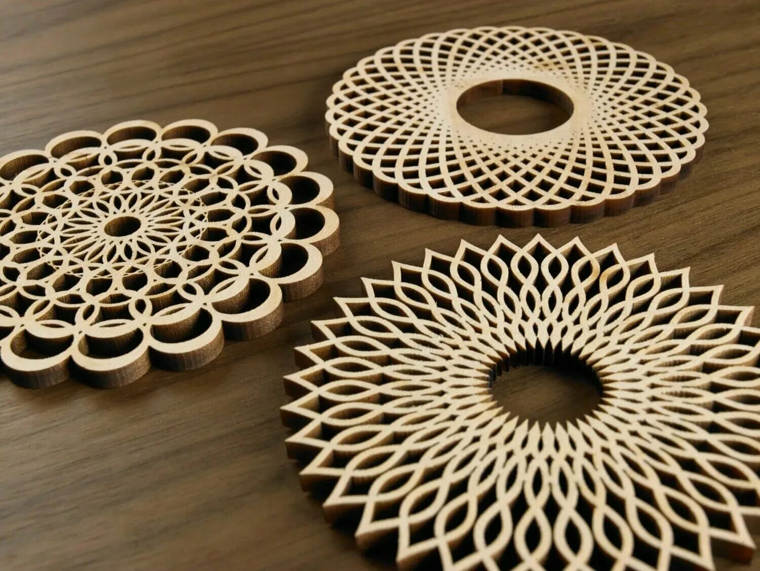 Лазерная резка изделия. 3d Carving Lasercut. Фигурная резка фанеры. Изделия лазерной резки. Изделия из МДФ.