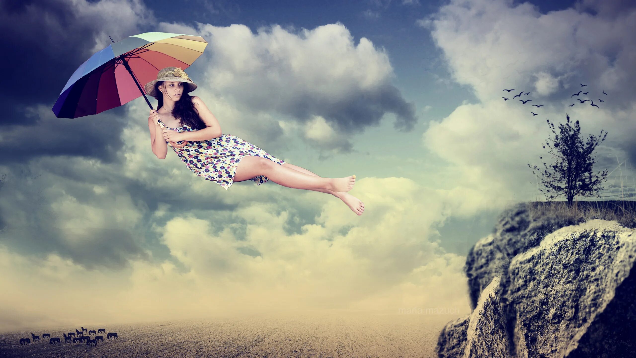 Летающая женщина. Девушка летает. Летающая девушка. Ravshaniya azulye. Летающая девушка.