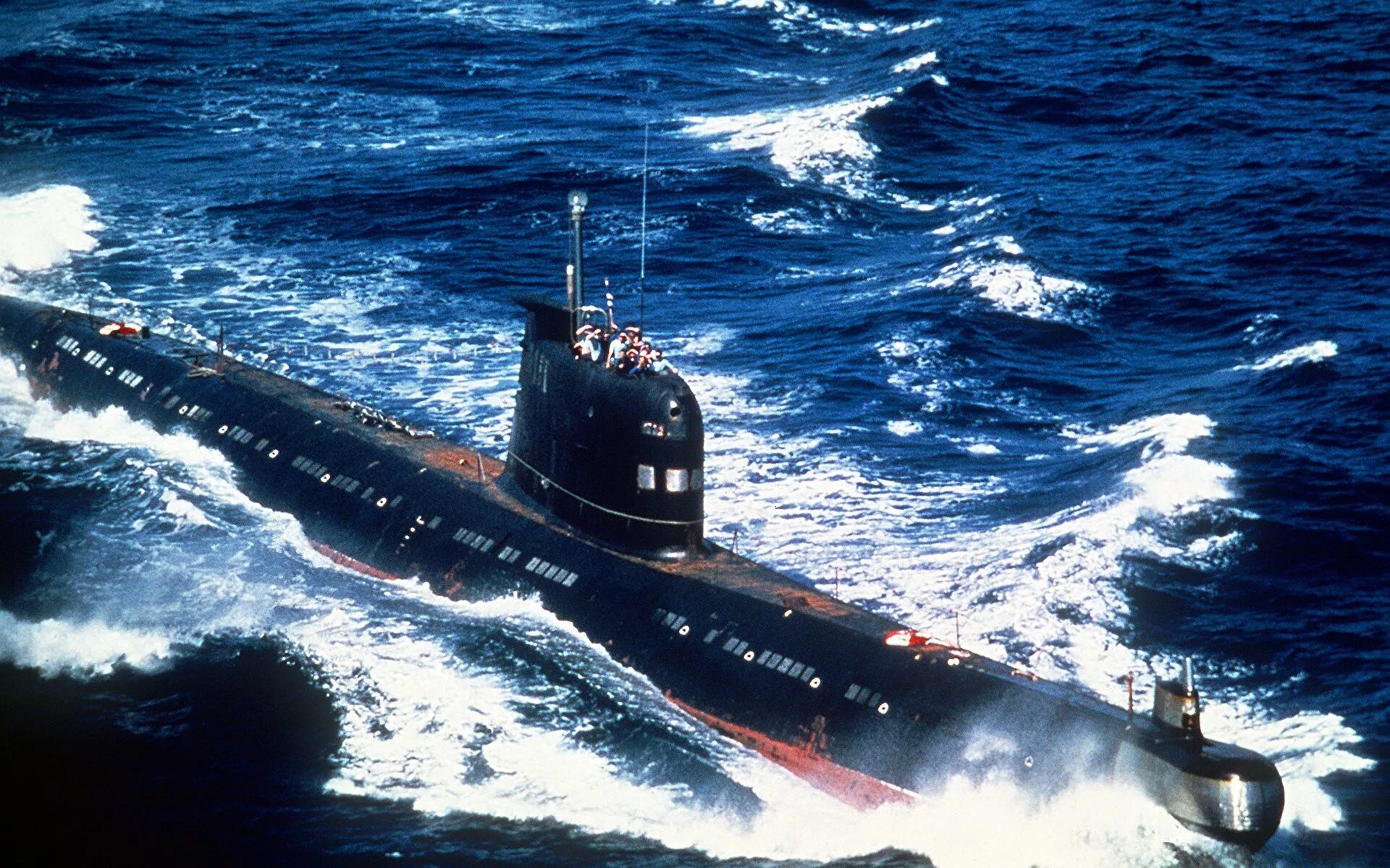 День подводника ссср. Подводная лодка проекта 641 Фокстрот. Дизельная подводная лодка 641. Дизель-электрическая подводная лодка проекта 641. Советская подводная лодка проекта 641.