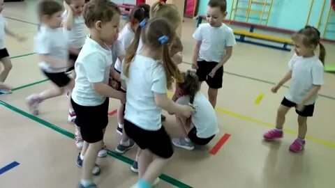 Подвижная игра 2 медведя