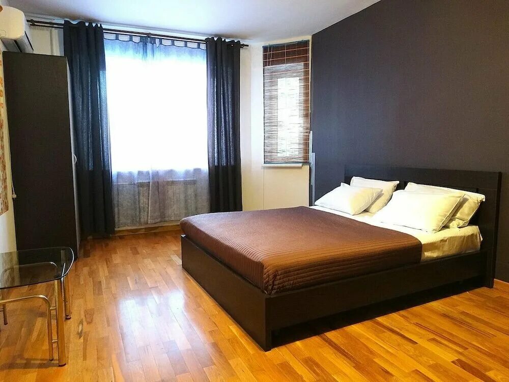 База отдыха красная гора. Дом посуточно тула. Овражная 35 казань. Дом на софьи перовской тула. Отель скорпион тула.