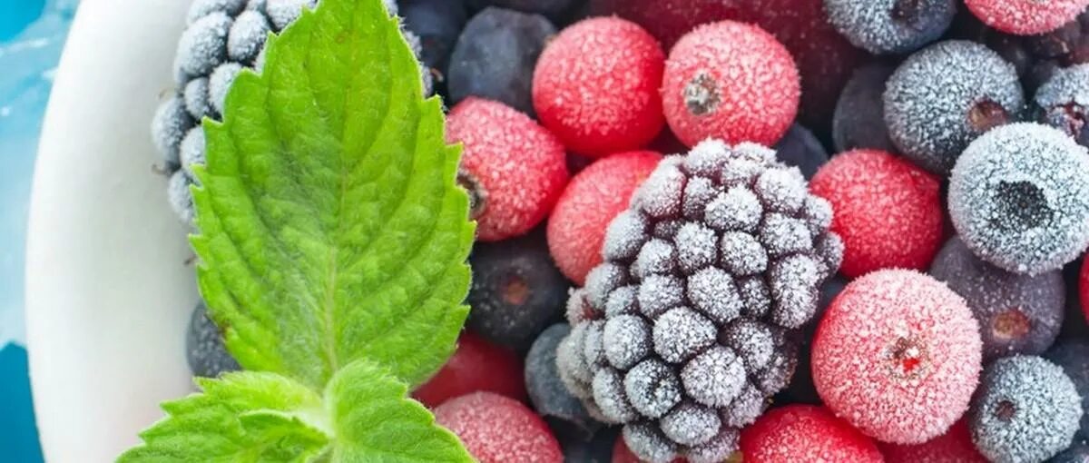 Замороженные фрукты и ягоды. Ягода свежемороженая. Замороженные овощи и ягоды. Заморозка ягод. Замороженные фрукты какие