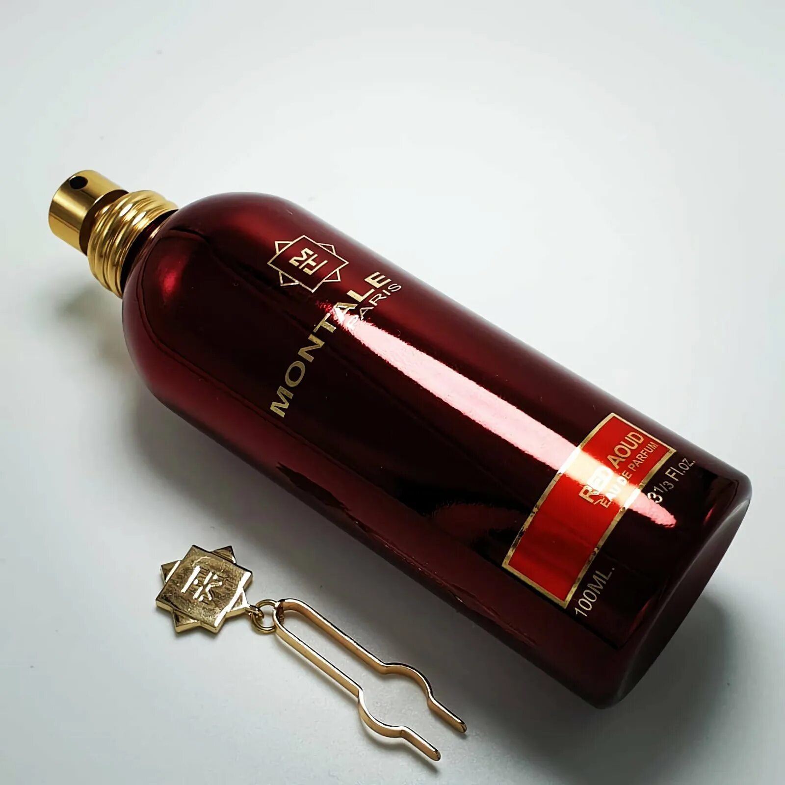 Vetyver montale. Montale Red Vetyver. Монталь Red Vetyver. Духи Монталь Aoud Red. Монталь Red Vetyver мужской.