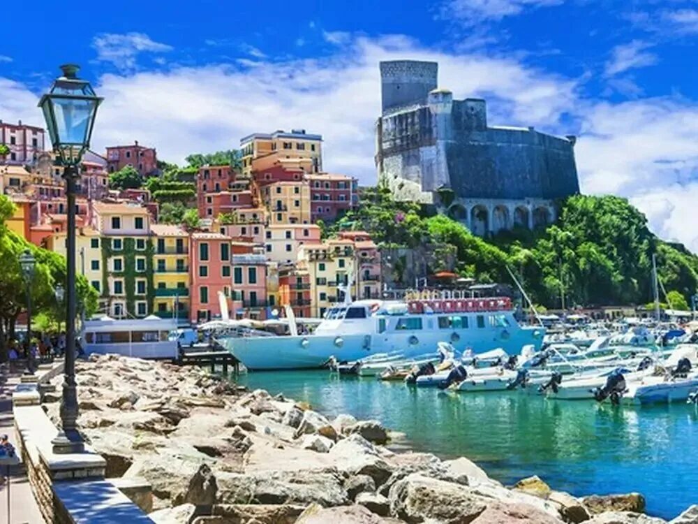Леричи и турбия. Леричи италия город. Lerici италия. Lerici италия. Лигурия италия леричи.