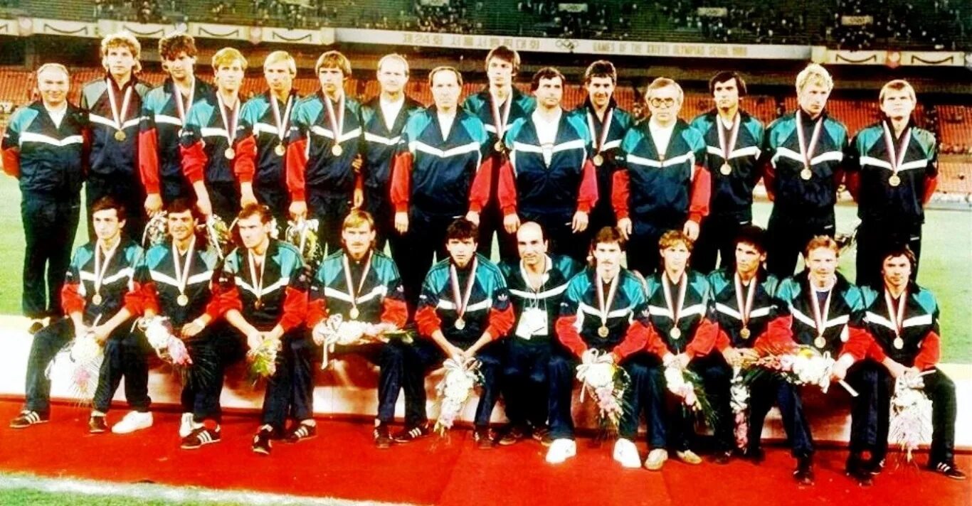 Олимпийская сборная СССР Сеул 1988. Сборная СССР Олимпийский чемпион 1988.