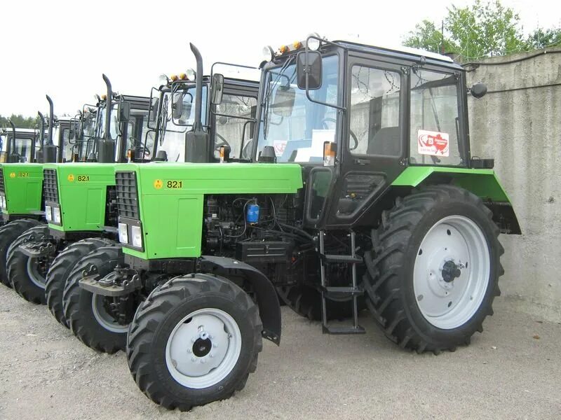 трактор беларусь мтз 82. трактор беларус мтз 82. трактористом мтз 82. трактор "беларус-82. трактористом мтз 82.