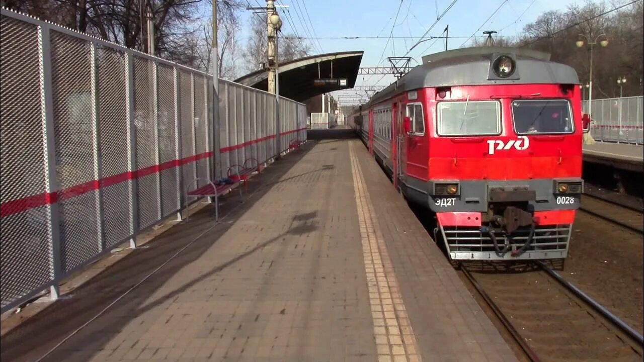 Маленковская мытищи. Электричка маленковская пушкино. Электричка маленковская пушкино. Платформа лосиноостровская эд4м. 24г.
