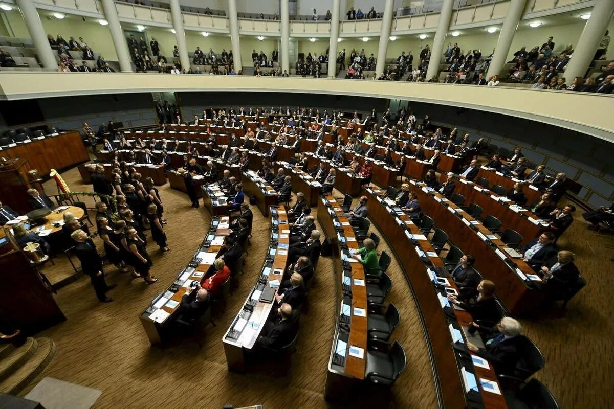 Парламент Швеции зал. Парламент Финляндии. Парламент Турции. Парламент России.