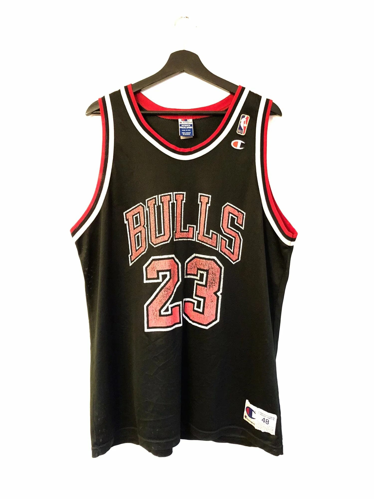 Bulls одежда. Джерси champion chicago bulls. джерси chicago bulls jordan. джерси баскетбольные jordan bulls.