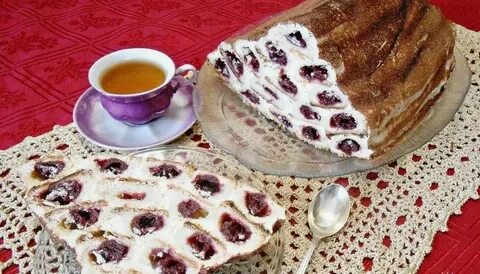 Торт изба с вишней со сметанным монастырская