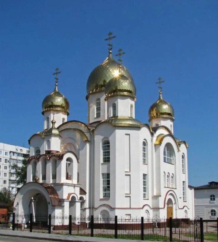 Харьков храмов. Храм в харькове. храм преображения харьков. мироносицкая церковь (харьков).