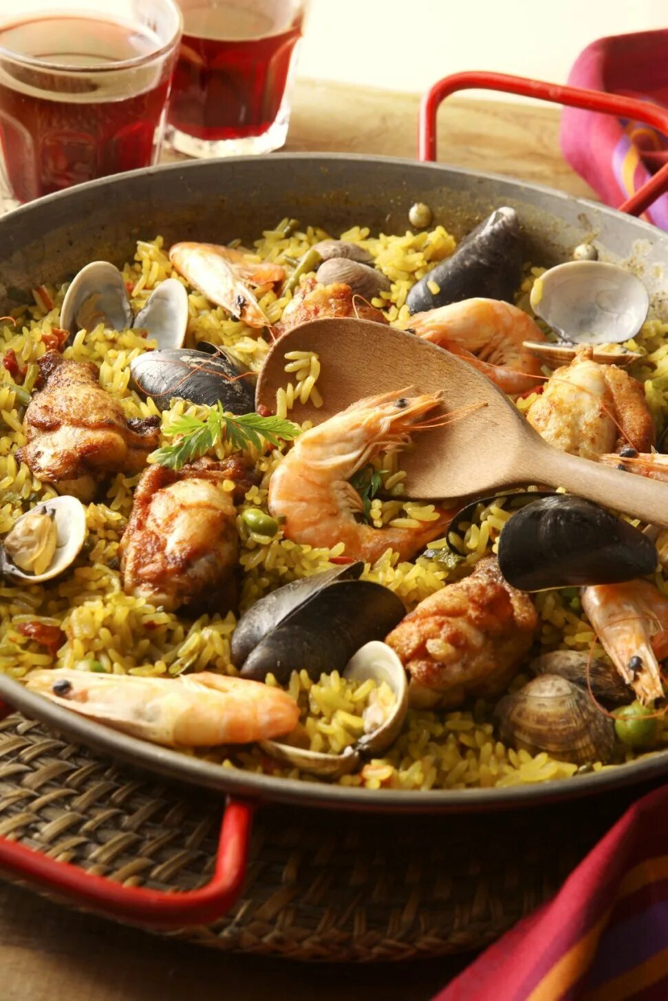 Паэлья кухня. Паэлья испания. испанская паэлья с морепродуктами. венецианская паэлья. паэлья микста.