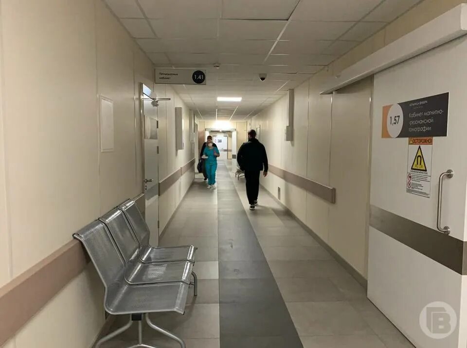 Больница без врачей фото.