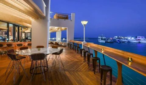 B lounge