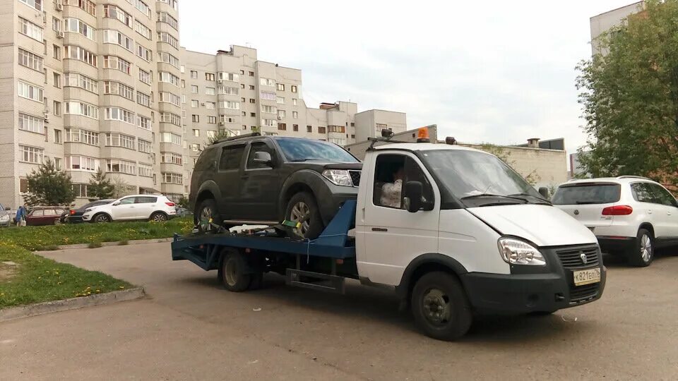 эвакуатор. эвакуатор с гидроманипулятором. Mitsubishi fuso canter эвакуатор. услуги эвакуатора в москве. эвакуатор санкт-петербург 24.