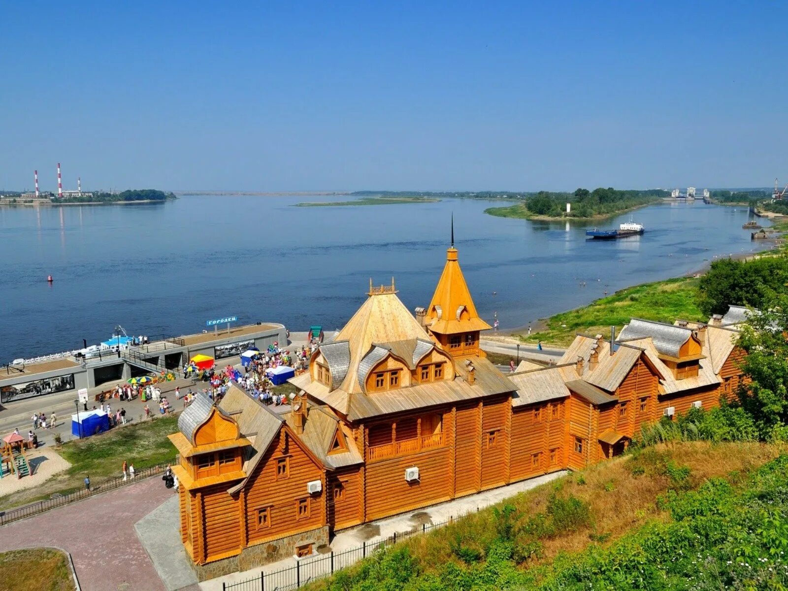 Сайт городец нижегородской области. Нижегородская Губерния Городец. Городец река Волга. Город Городец на берегу Волги. Набережная г Городец Нижегородской области.