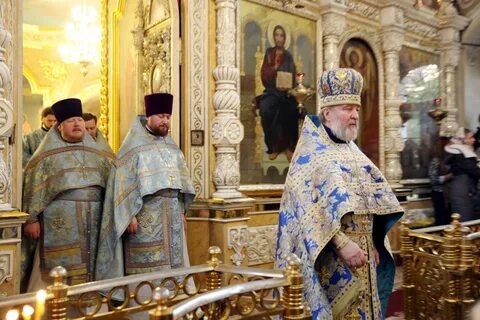 Служба в храме покрова пресвятой богородицы