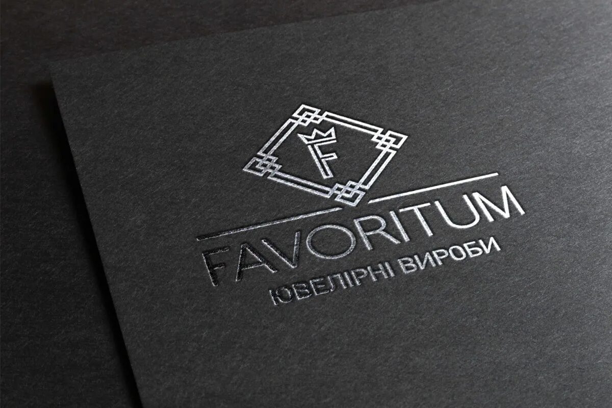 Примеры логотипов одежды. Интересные логотипы одежды. Женские бренды. Стильные логотипы. Логотип дизайнера одежды.