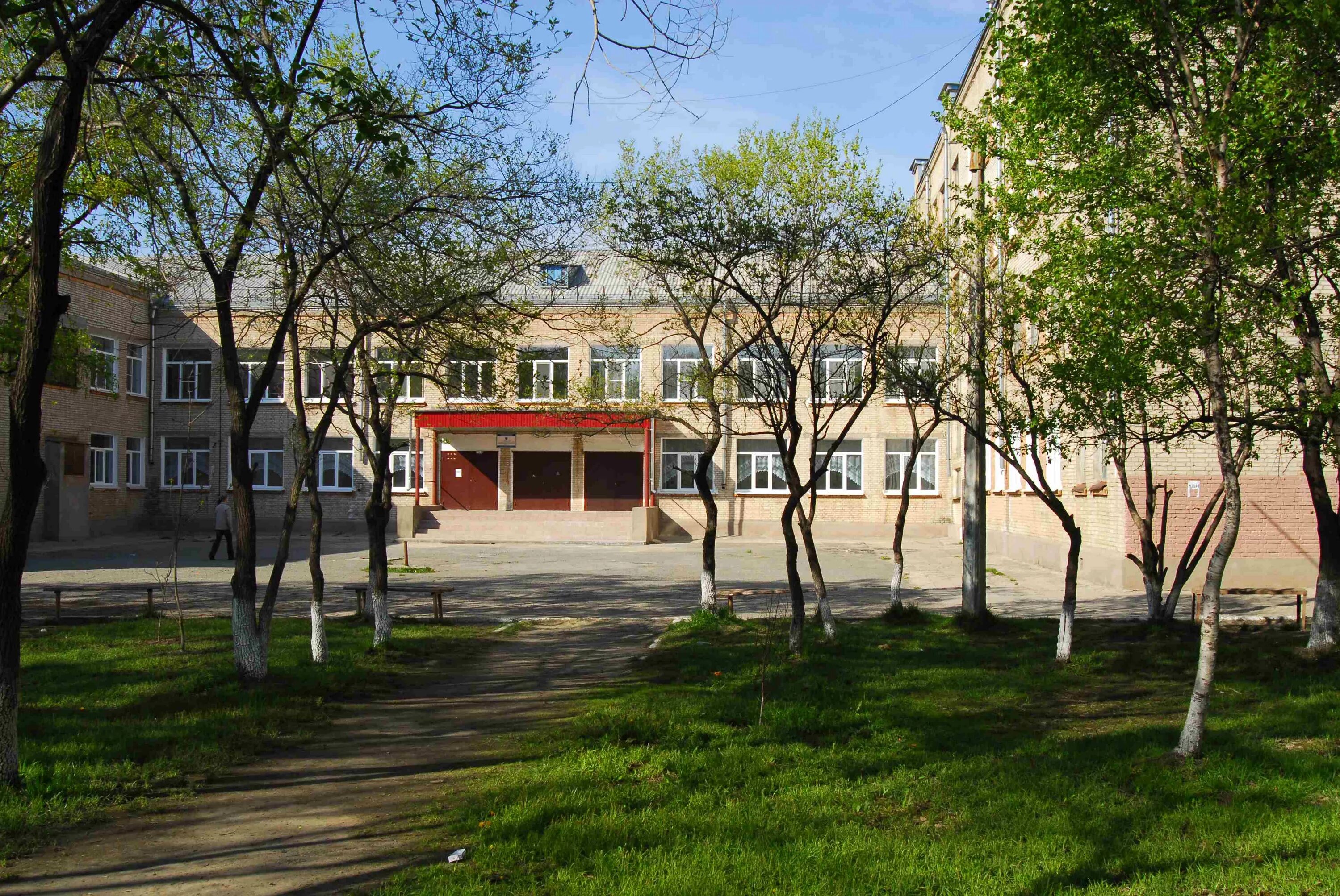 школа номер 1 улица. школа номер 12 сыктывкар. темниековская школа №2. темниковская средняя общеобразовательная школа 1. юрьев польский.