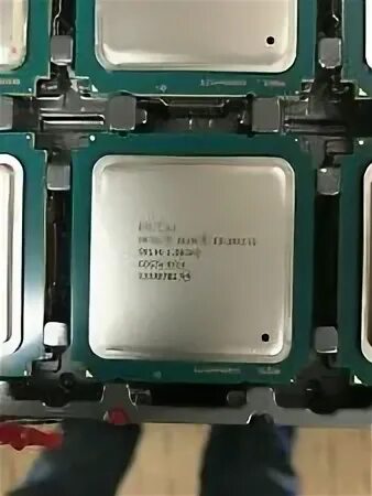 Intel xeon e5 lga 2011 3. Intel Xeon 4108. Процессор Xeon x5 2640. Intel Xeon Silver 4108. Процессор Intel Xeon MP e7520 Beckton.