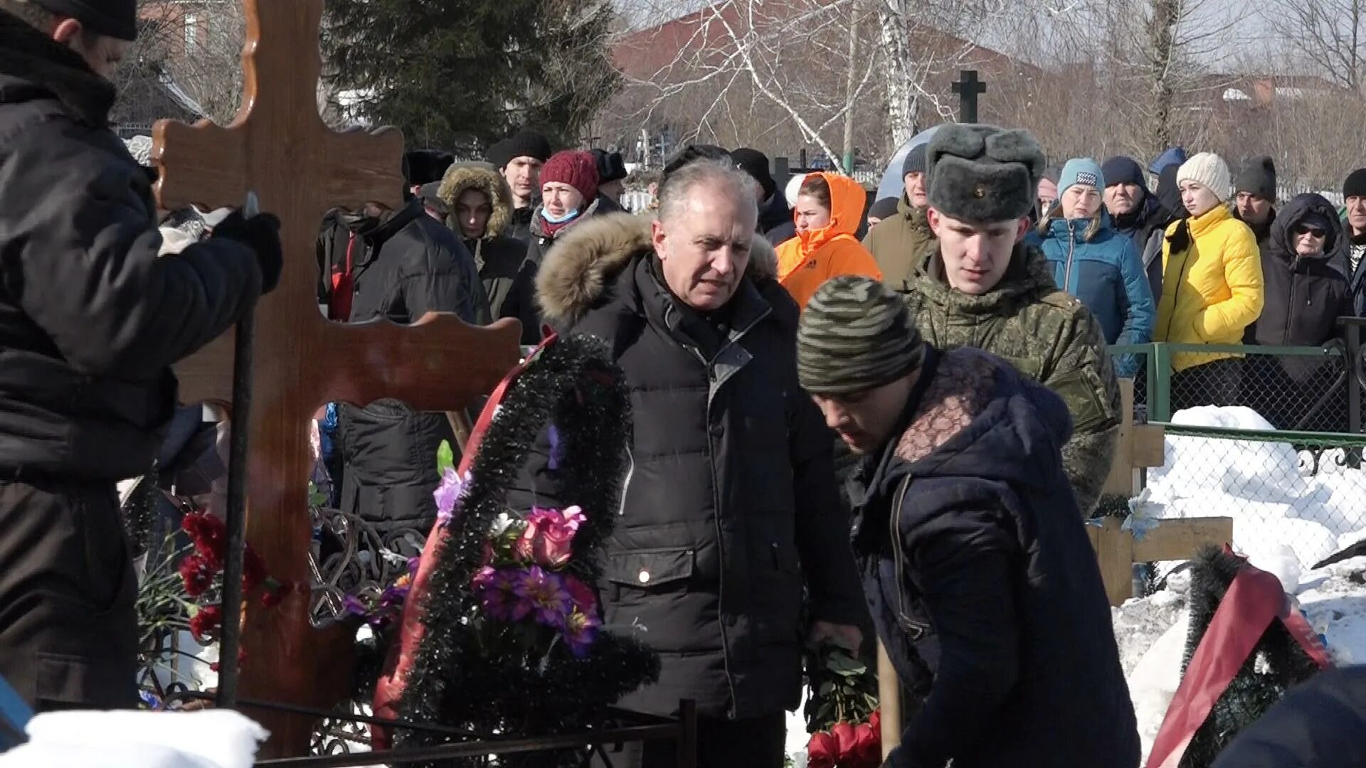 Другие гибнут. Прощание с солдатами погибшими на Украине. В Кузнецке простились. Простились с погибшим в ходе спецоперации Тамбов.