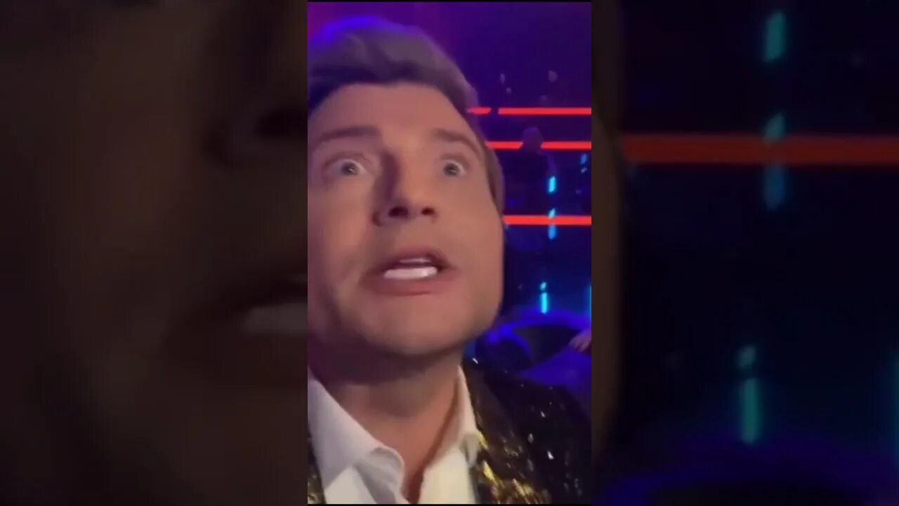 Я начинаю жить басков. Ну зачем ты ему показал басков. зачем ты ему показал басков мем. зачем ты это показал басков. николай басков зачем ты ему показал.