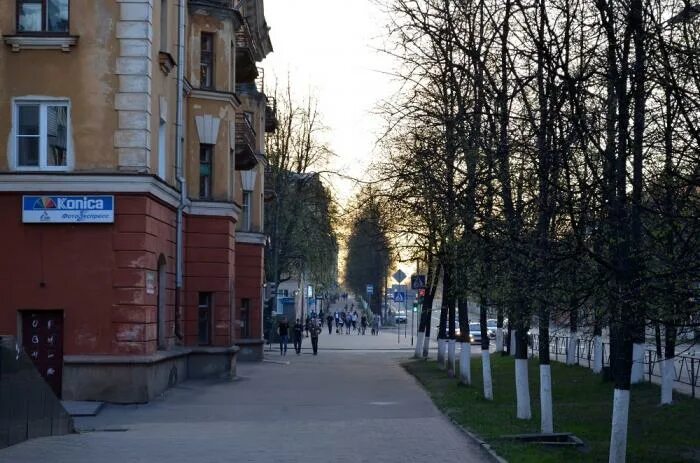 Великие луки дом врача. Великие Луки улицы. Улочки великих лук. Великие Луки улица Ленина. Великие Луки улицы города.