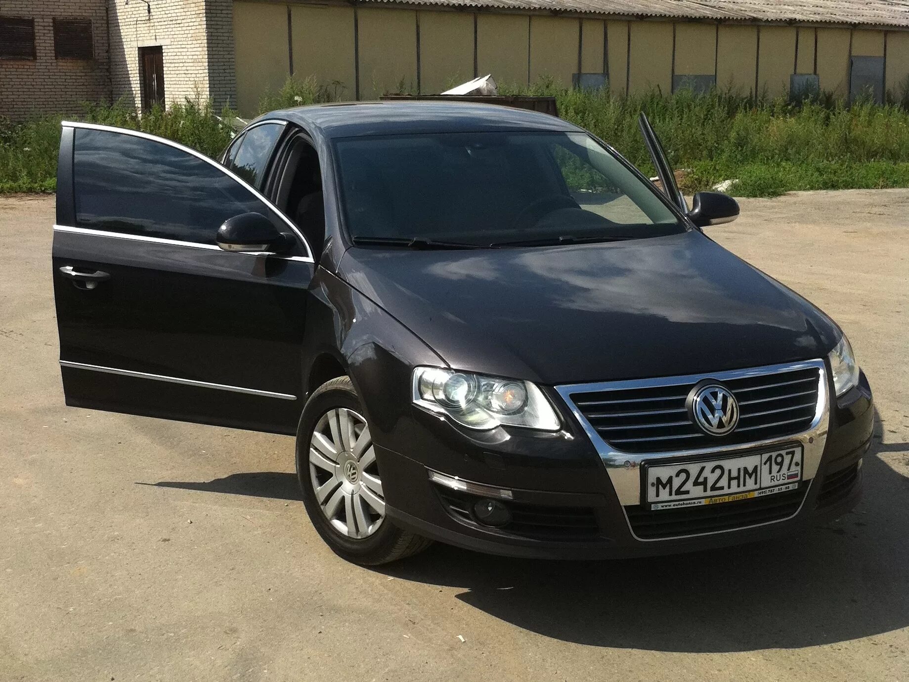 Volkswagen Passat B6 2.0 дизельный 2008 2.0 TDI на DRIVE2