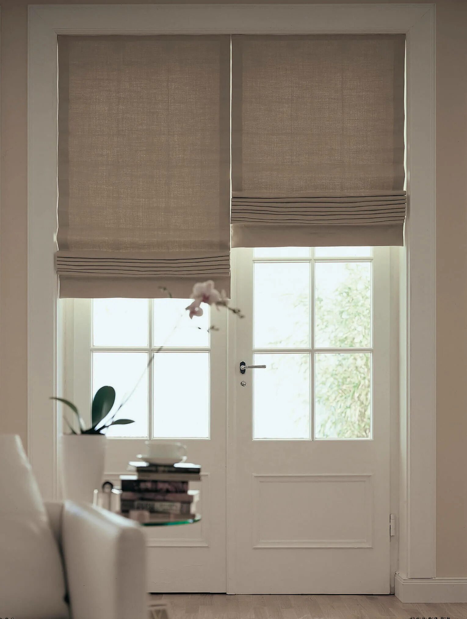 римские шторы на створку окна дейлайт. римская штора на пластиковые окна. римские шторы на створки окна. римские шторы на створку. римская штора на пластиковые окна.