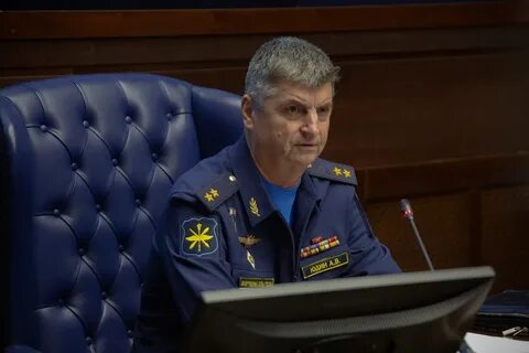 Командующий вкс