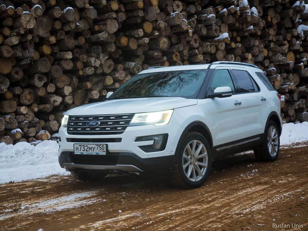 Форд эксплорер белый. Форд эксплорер 2017 года. Форд эксплорер объем. Форд эксплорер 2017. Ford explorer 17.