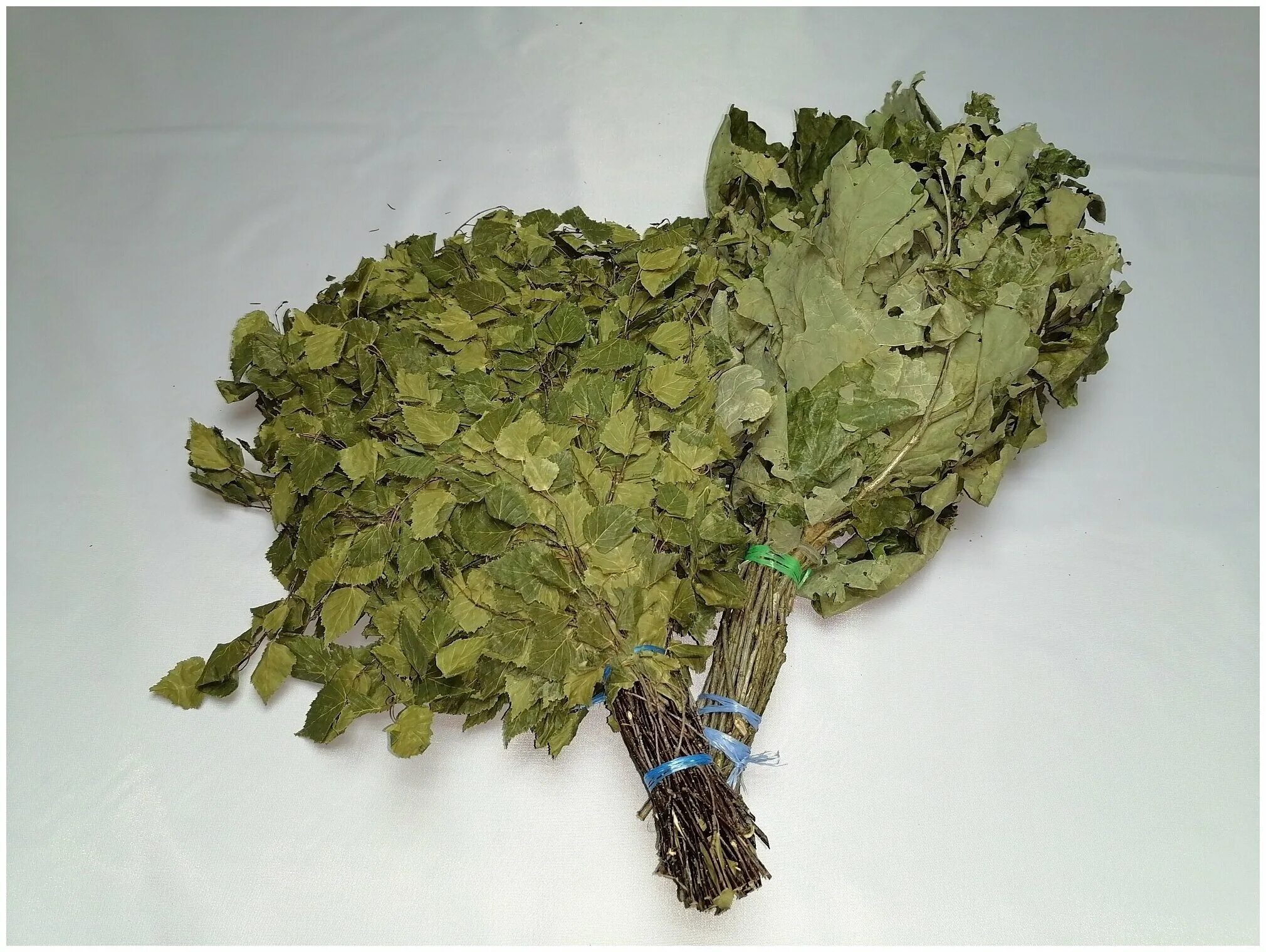 веник дубовый "богатырь" "банные штучки" /20. дубовые веники белград. веник для бани дубовый. веник для бани. дубовый или березовый веник лучше.