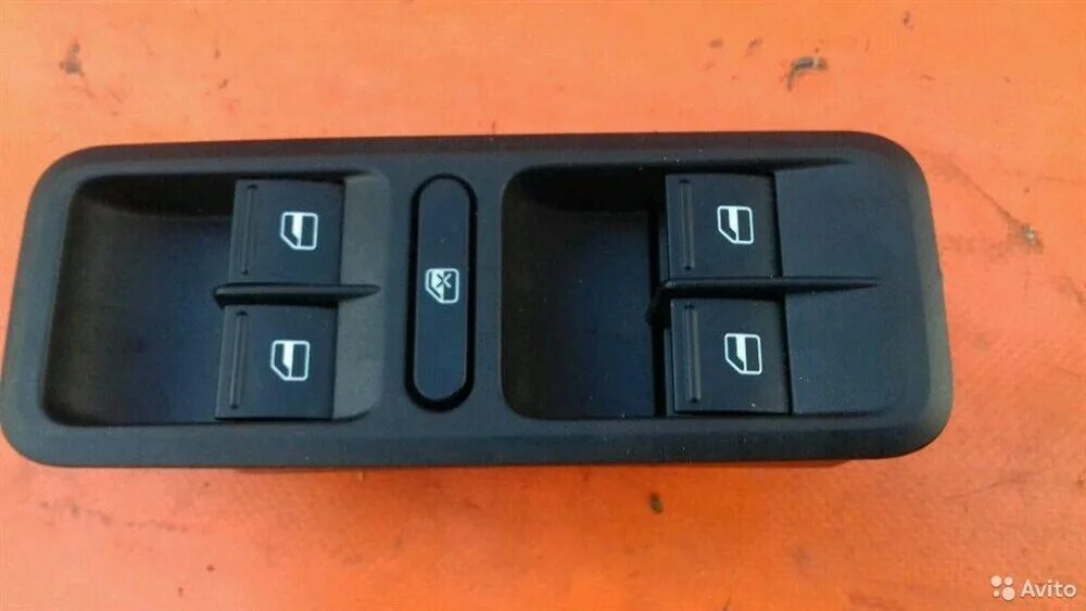 Кнопки стеклоподъемника skoda octavia tour 2009. Блок управления стеклоподъемниками skoda octavia tour. Блок управления стеклоподъемника октавия а5. Блок управления стеклоподъемниками skoda octavia tour. Блок стеклоподъемников шкода а5.
