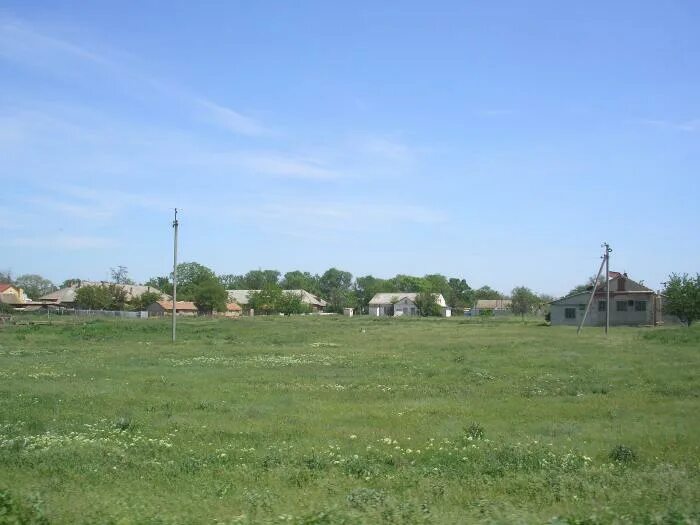 Придорожное крым. Село яркое Джанкойский район Крым. Село Ястребцы Джанкойский район. Ларино Джанкойский район село. Село Солонцово Джанкойский район.