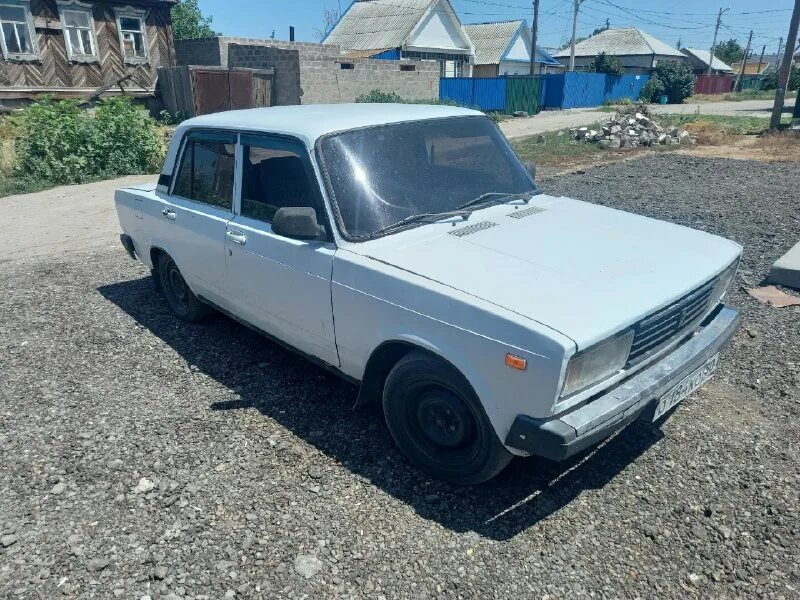 ваз 2110 астраханская область. 5d mt (235 лс). подержанное авто астрахань. ваз 2107 заводская. авто астрахань.