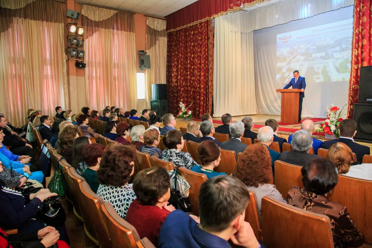 Администрация железнодорожного района. Глава железнодорожного района Барнаул. Зам главы администрации железнодорожного района. Администрация ЖД района Барнаул. Сайт администрации железнодорожного района ульяновска