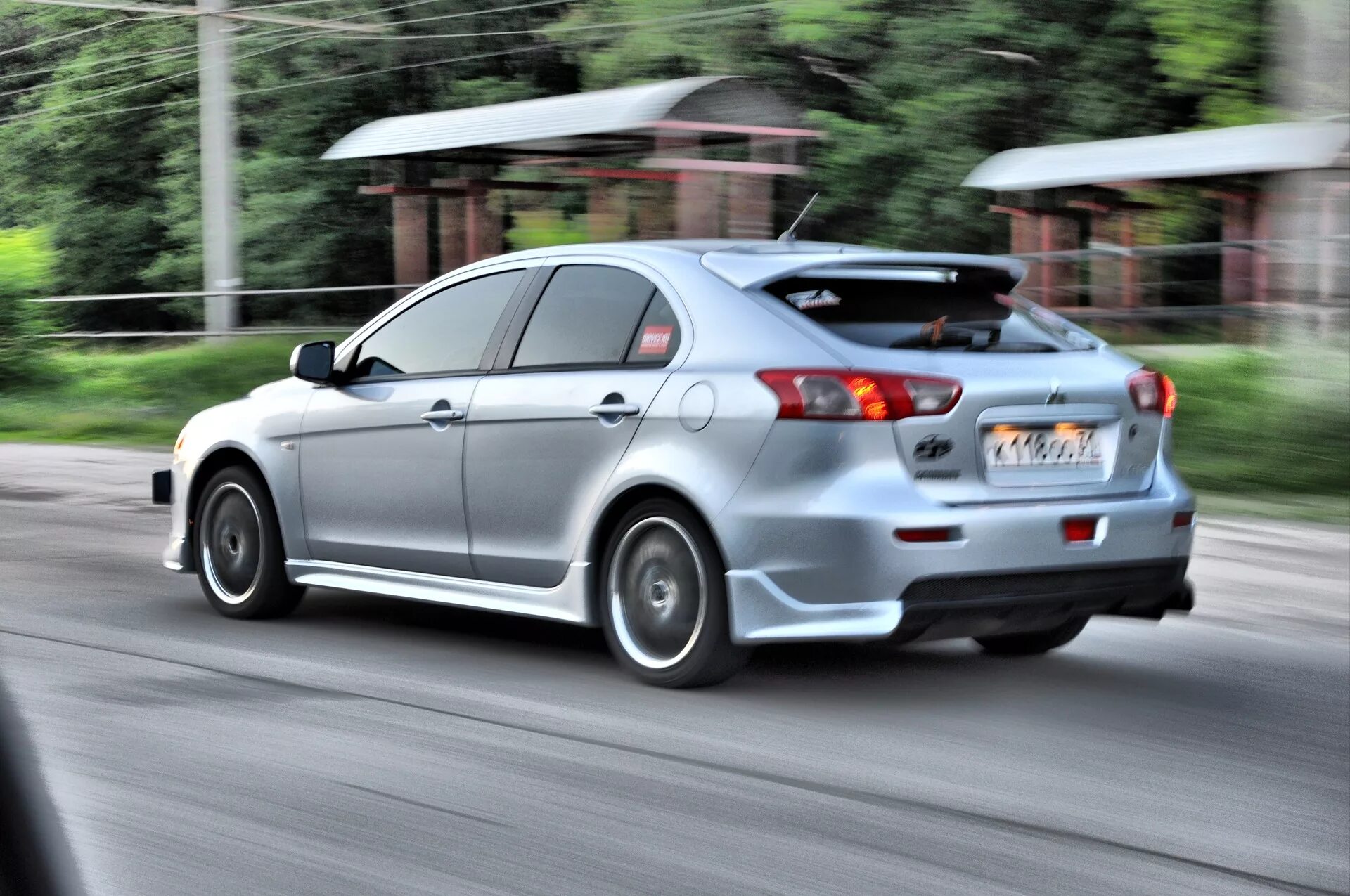 Митсубиси 10 хэтчбек. Mitsubishi lancer 10 sportback. mitsubishi lancer sportback. митсубиси лансер 10 хэтчбек. mitsubishi lancer x sportback.