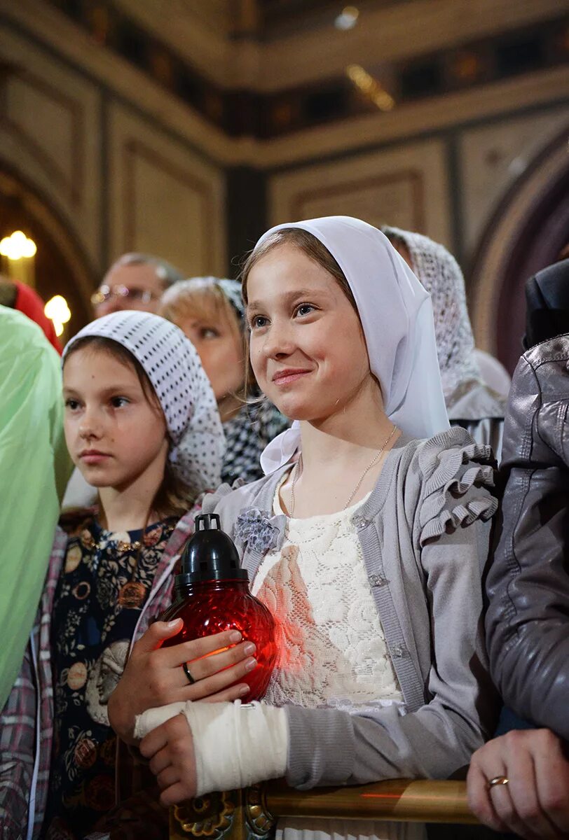 какой цвет одевают на рождество в храм.