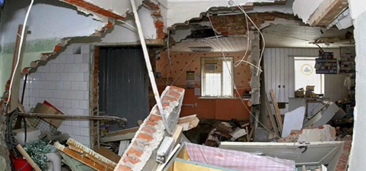 Нарушение перепланировки. Незаконная перепланировка. Незаконная перепланировка квартиры. Незаконная перепланировка последствия. Несогласованная перепланировка.