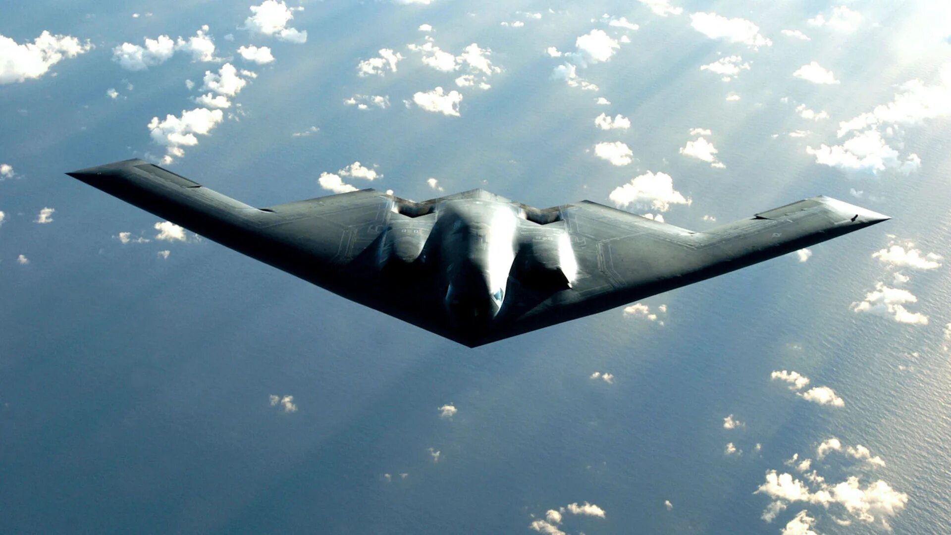 B-2 Spirit: стелс-бомбардировщик. Стелс бомбардировщик б2. Стелс самолет b2. B-2 Spirit Stealth Bomber.