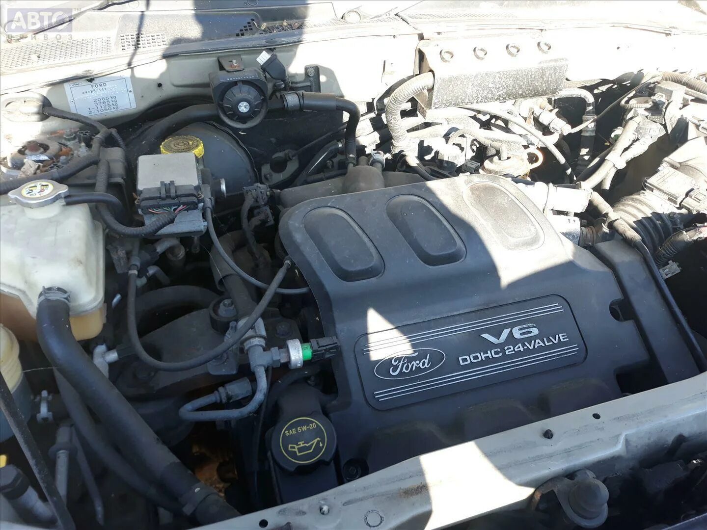 Двигатели форд маверик. Двигатели форд маверик. 3 двс. 0 v6. Ford maverick v 6 номер двигателя 2005 года.
