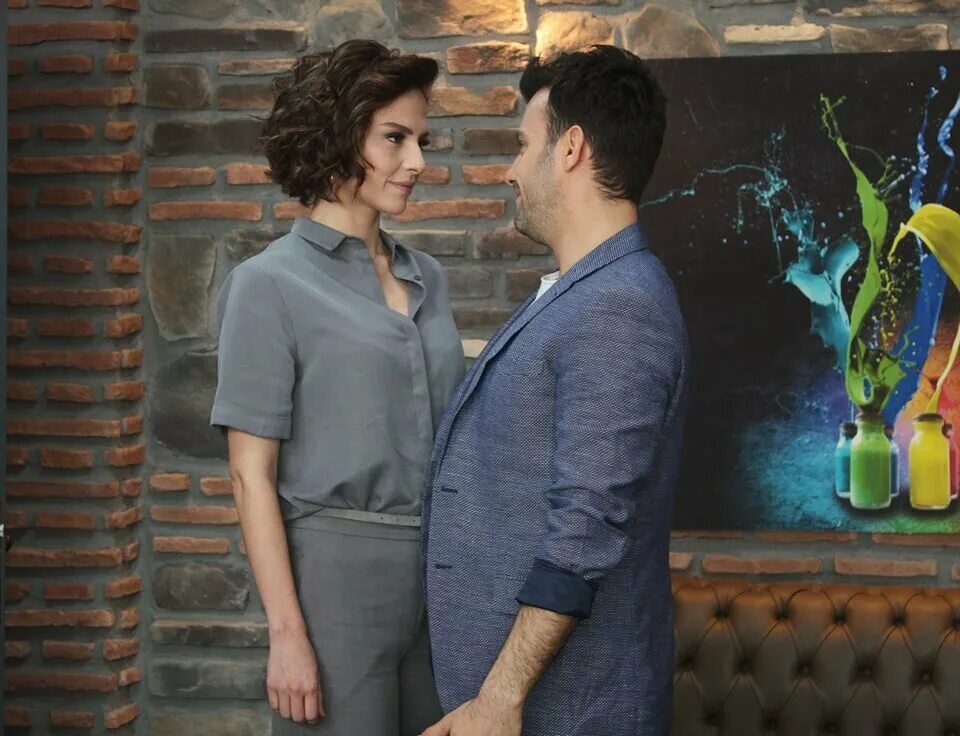 синан и ясемин свадьба. любовь напрокат кто с кем останется. синан и седа. дефне и омер сериал. омер и дефне.