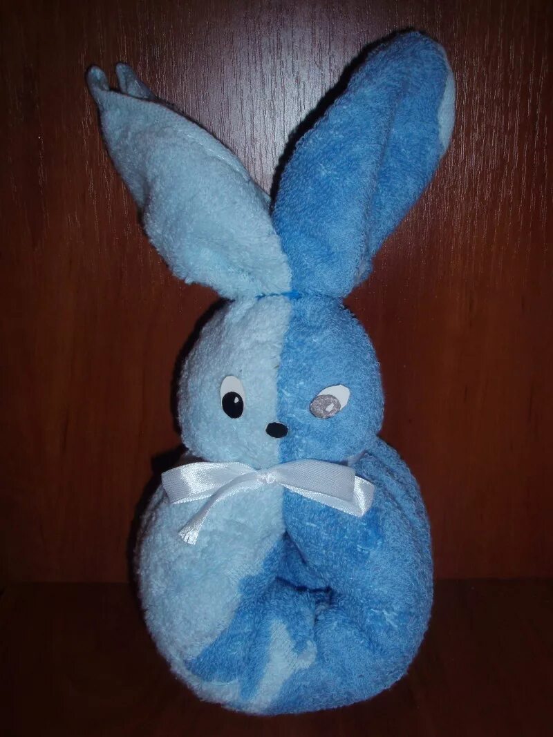 зверюшки из полотенец. композиция из полотенец. игрушки из полотенца. роза из полотенца. поделки из полотенец своими руками.