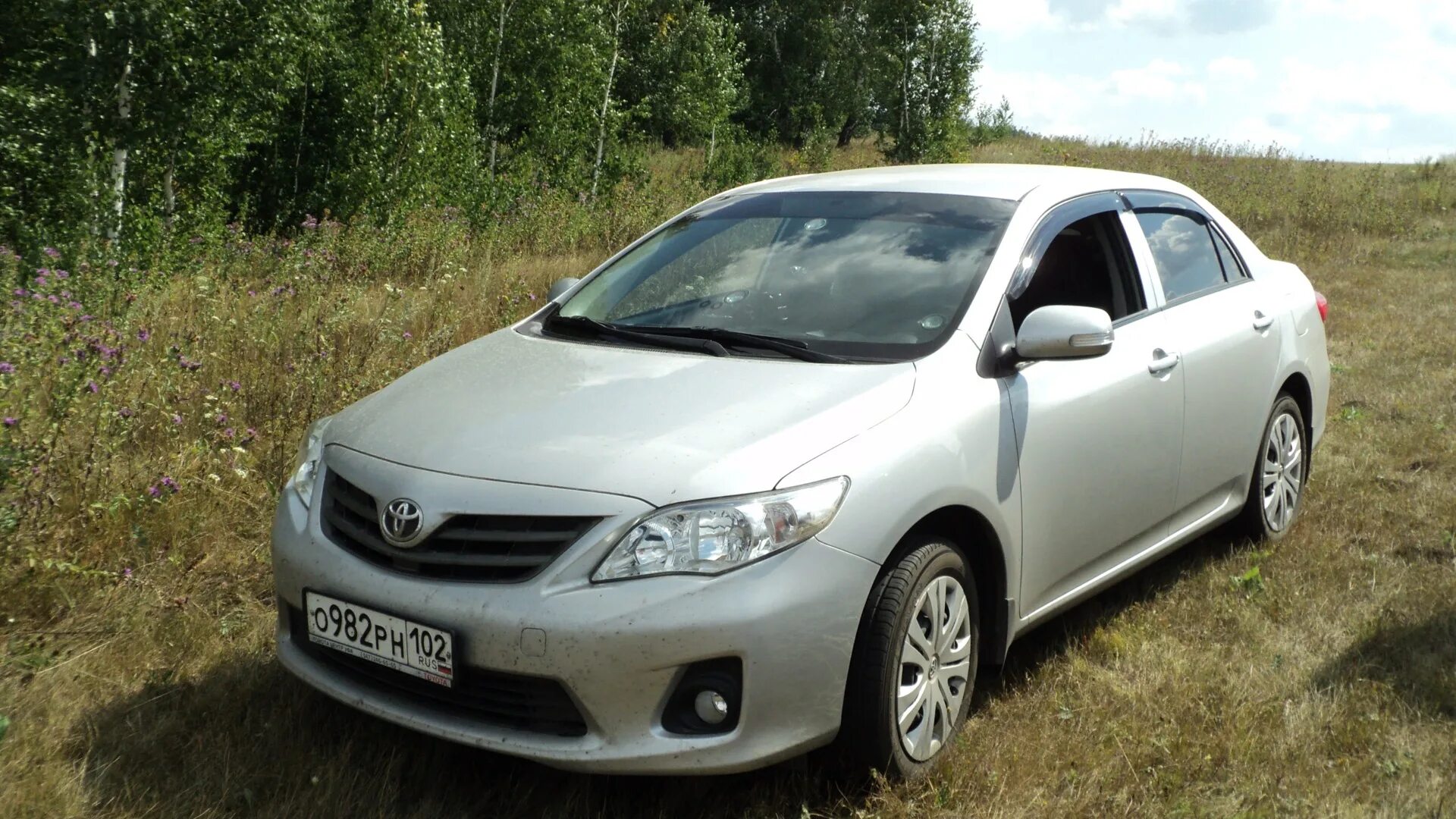 Дром королла алтайского края. Тойота Королла е130. Тойота Королла е 130 кузов. Toyota Corolla 130. Corolla 130 кузов.