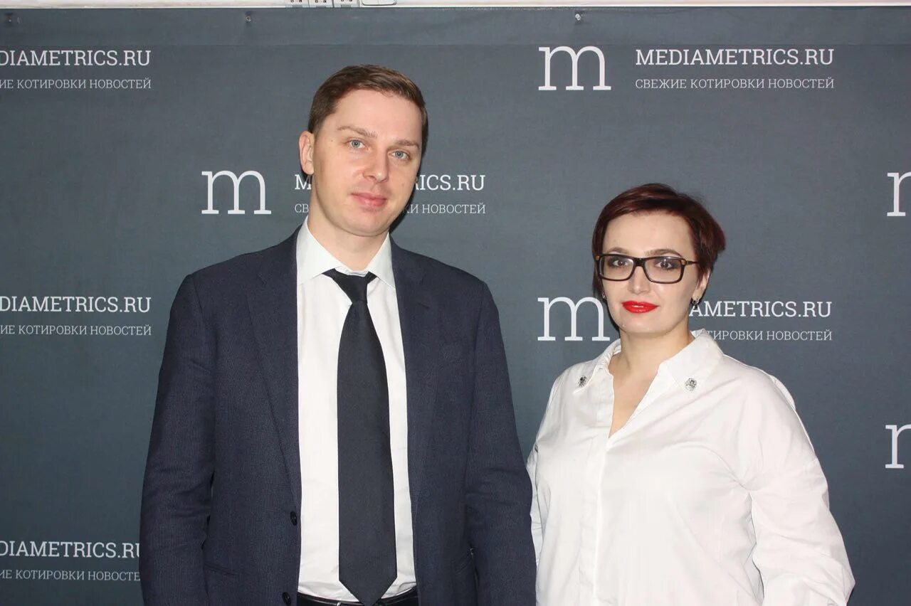 Mediametrics. Радио mediametrics. Медиаметрикс новости. Mediametrics ru россия