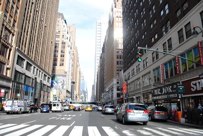 Стрит икс. П137 street new york. подлета стрит. пересекается со стрит. блур-стрит и данфорт авеню.